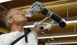 cyborg - brain-controlled robotic arm